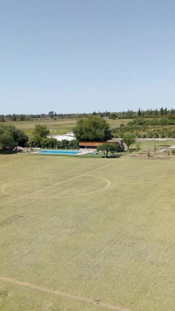 Venta complejo piletas, quinchos, casa Gral Alvear